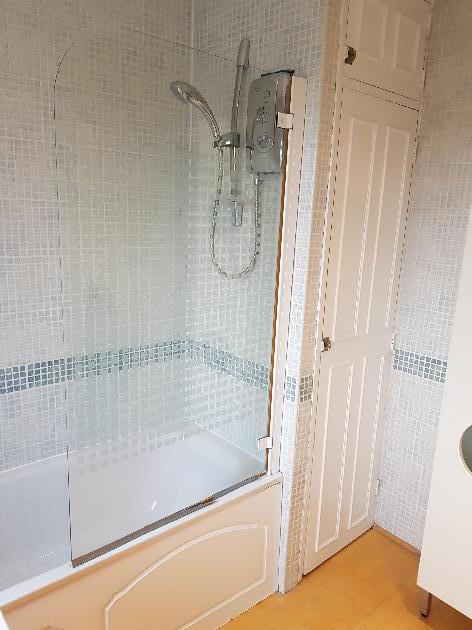 Bathroom Refurbishment Ashford BEFORE